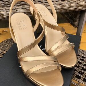 Naturalizer Brenta Sandal Size 8M New in Box Bronze Pearl Faux Leather